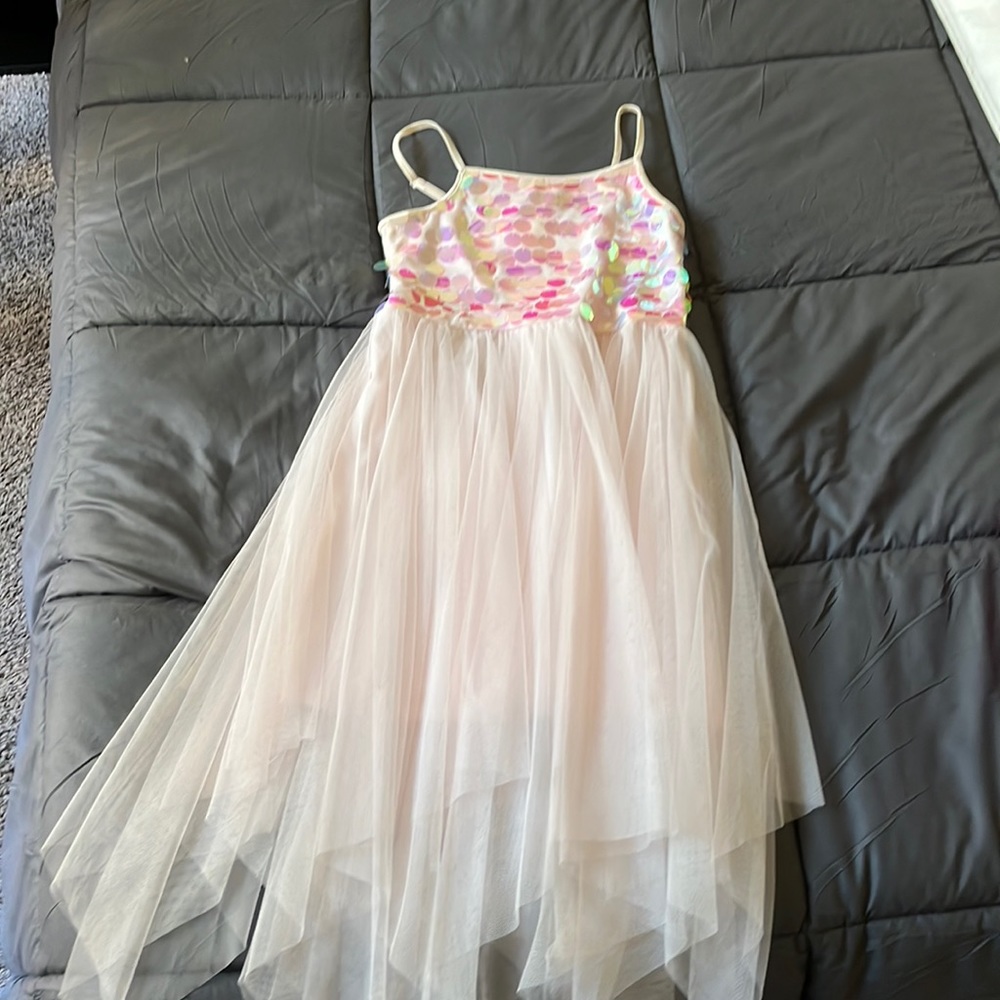 This is a beautiful dress that was only worn ONCE!